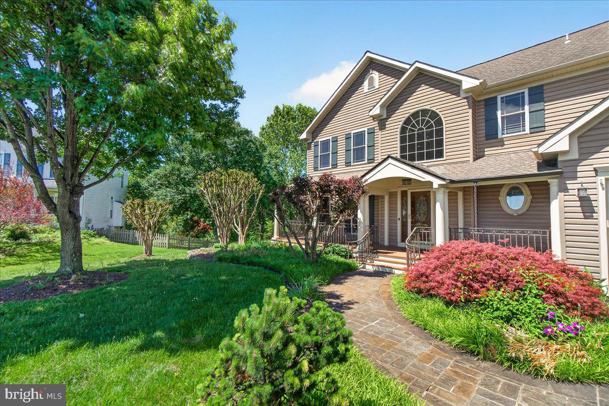 HUNTERS RUN - Residential