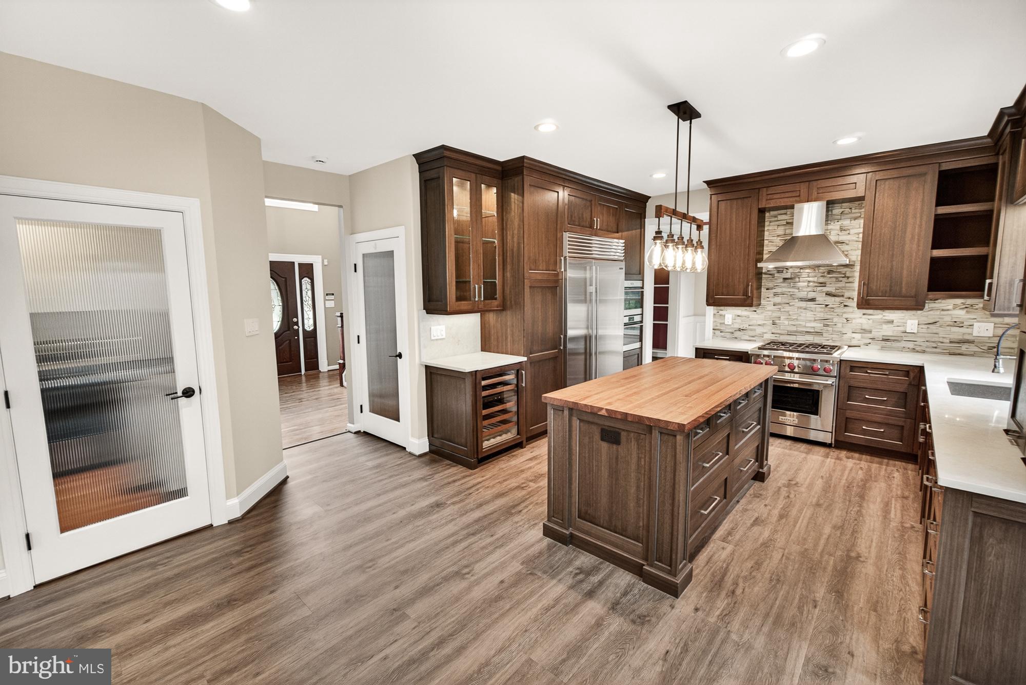 HUNTERS RUN - Residential