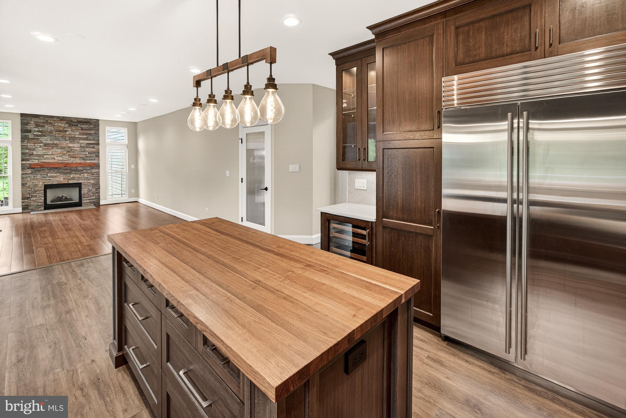 HUNTERS RUN - Residential