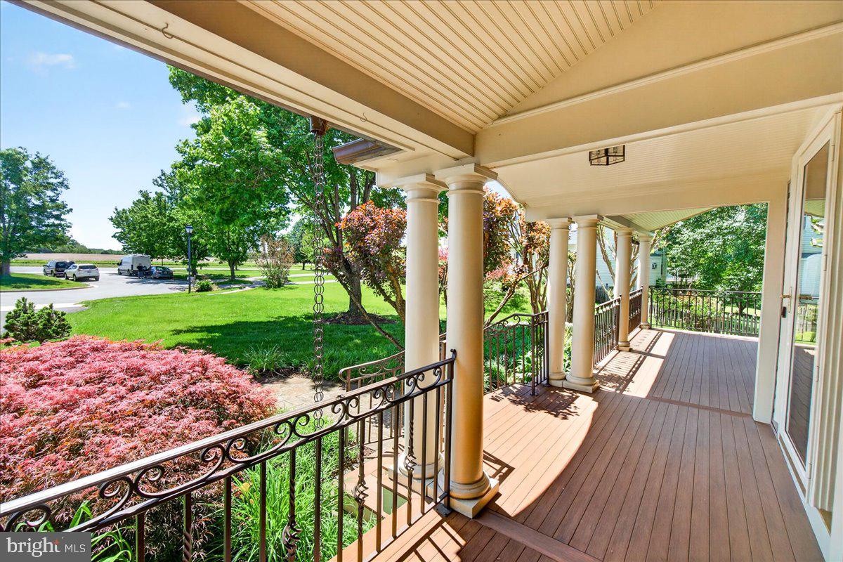 HUNTERS RUN - Residential