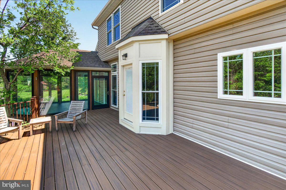 HUNTERS RUN - Residential