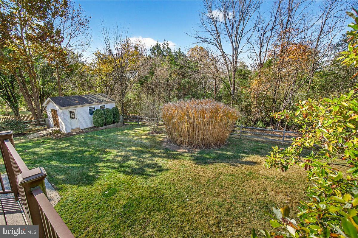 HUNTERS RUN - Residential