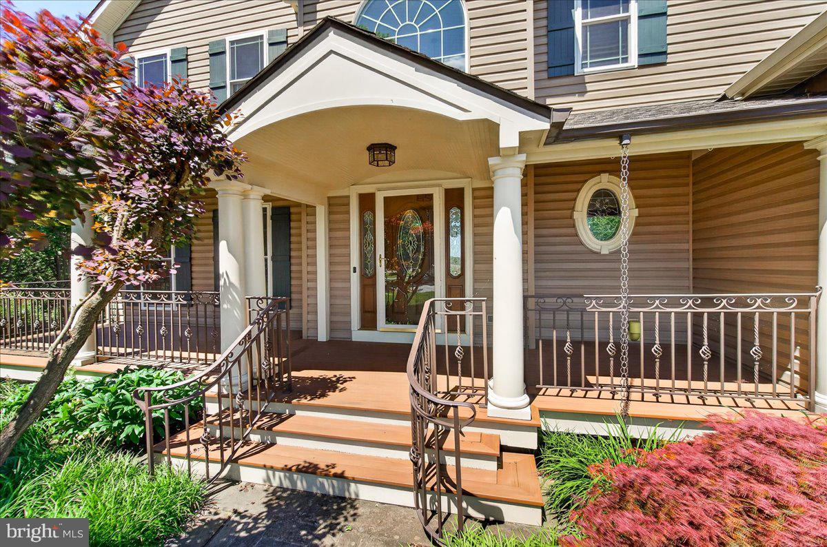 HUNTERS RUN - Residential