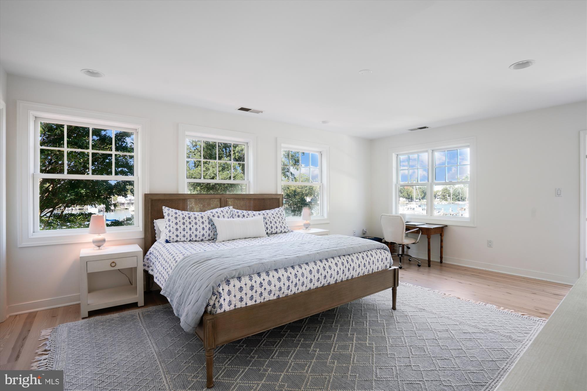 OXFORD - Residential