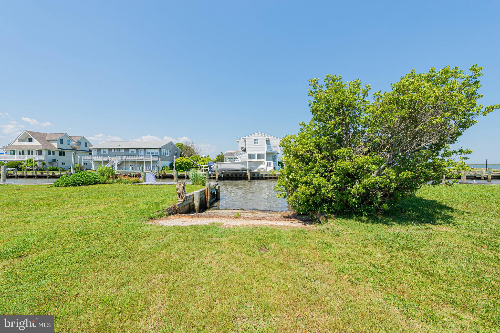 SNUG HARBOR - Residential