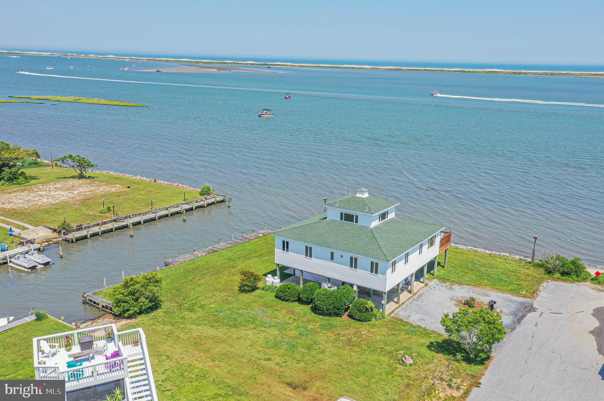 SNUG HARBOR - Residential