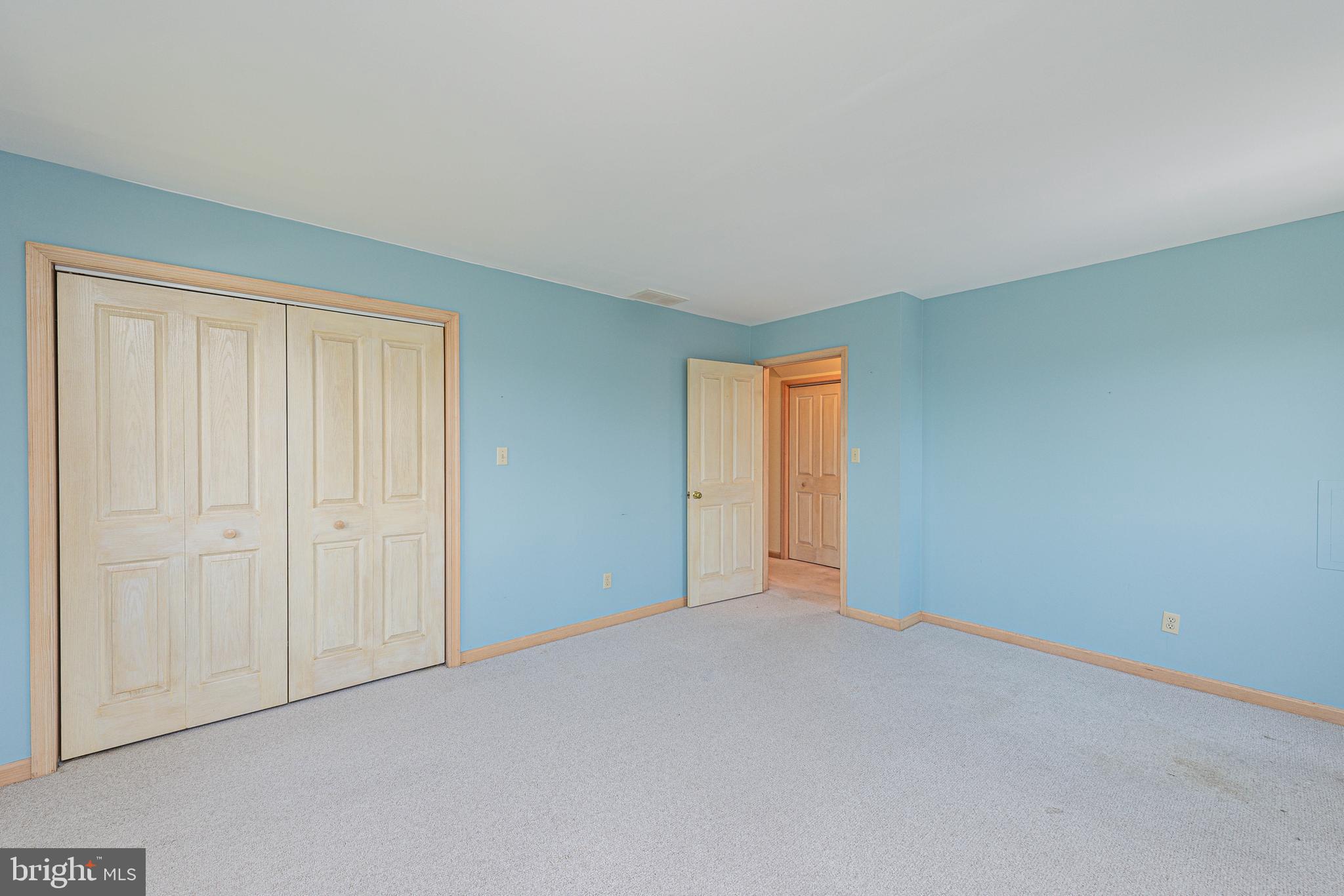 SNUG HARBOR - Residential