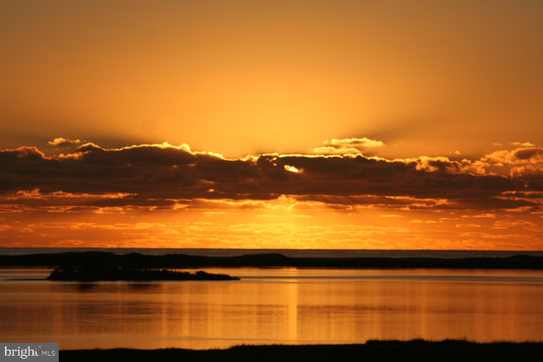 SNUG HARBOR - Residential