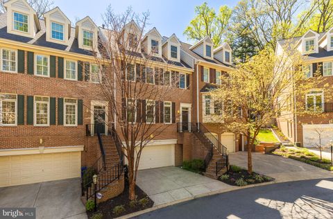 2170 21ST COURT N ARLINGTON VA 22201