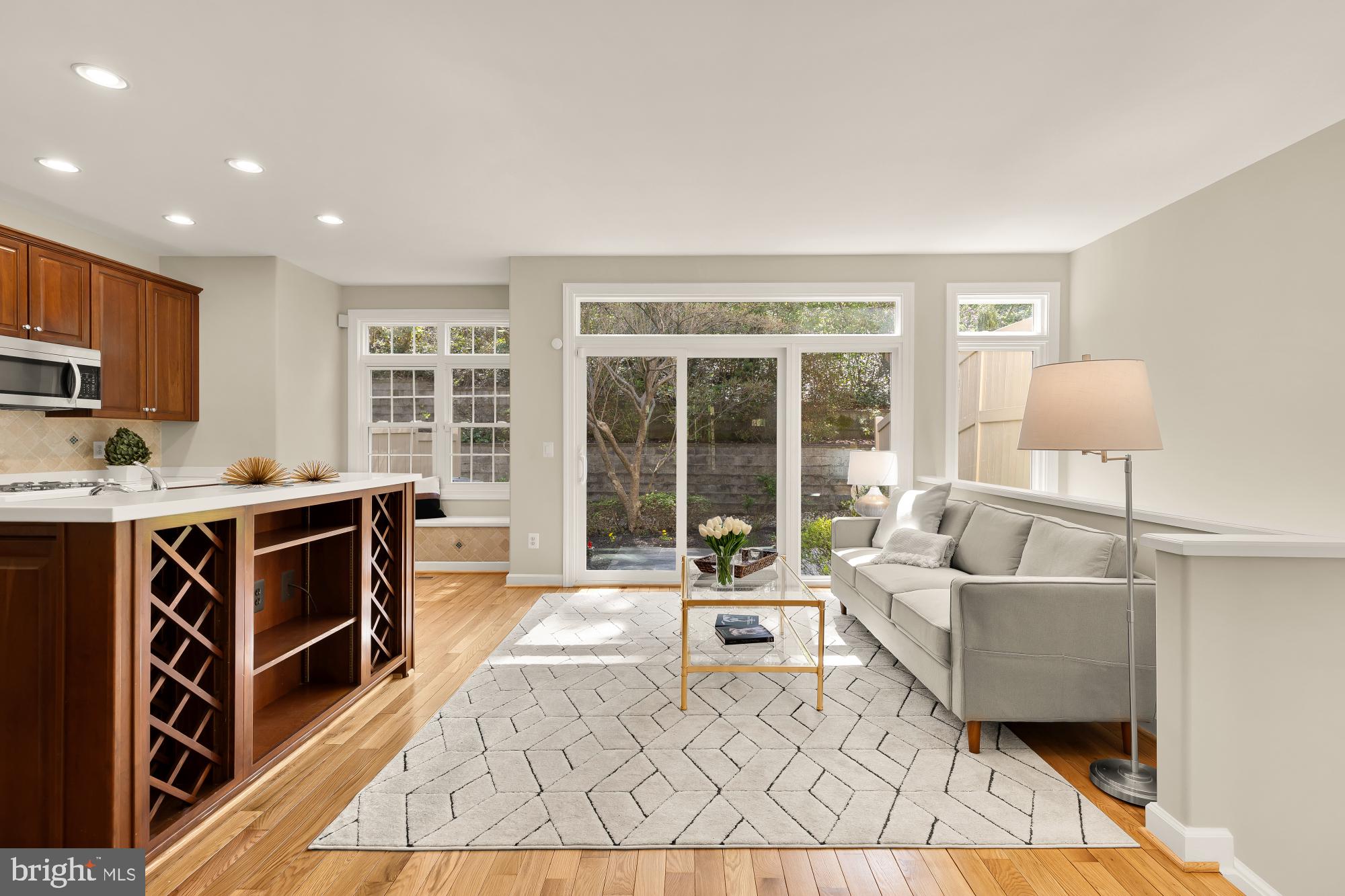 HILLCREST - Residential