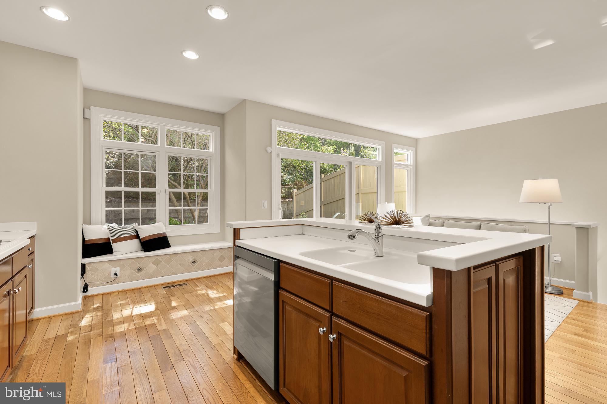 HILLCREST - Residential