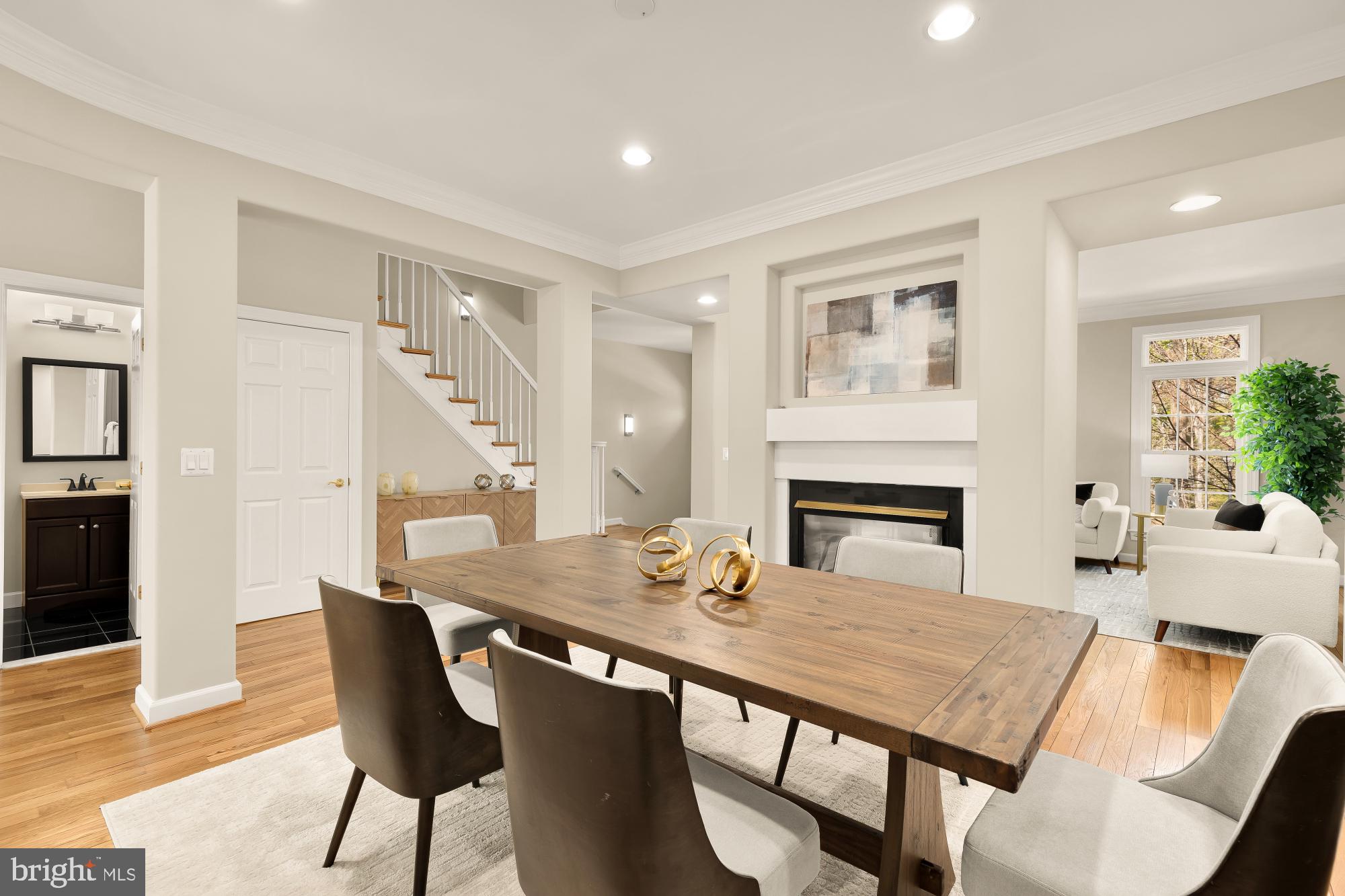 HILLCREST - Residential