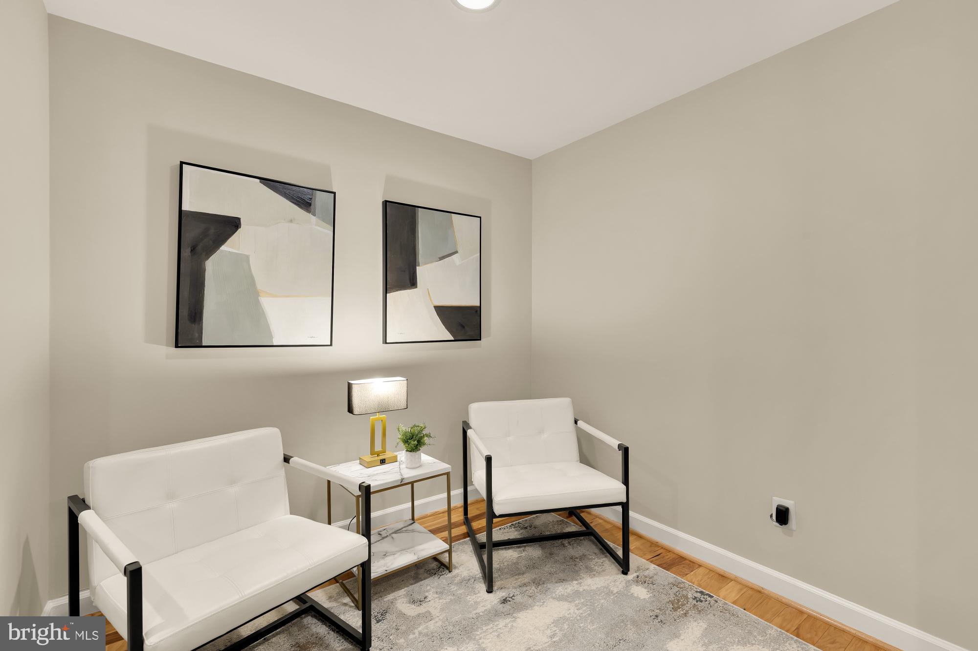 HILLCREST - Residential