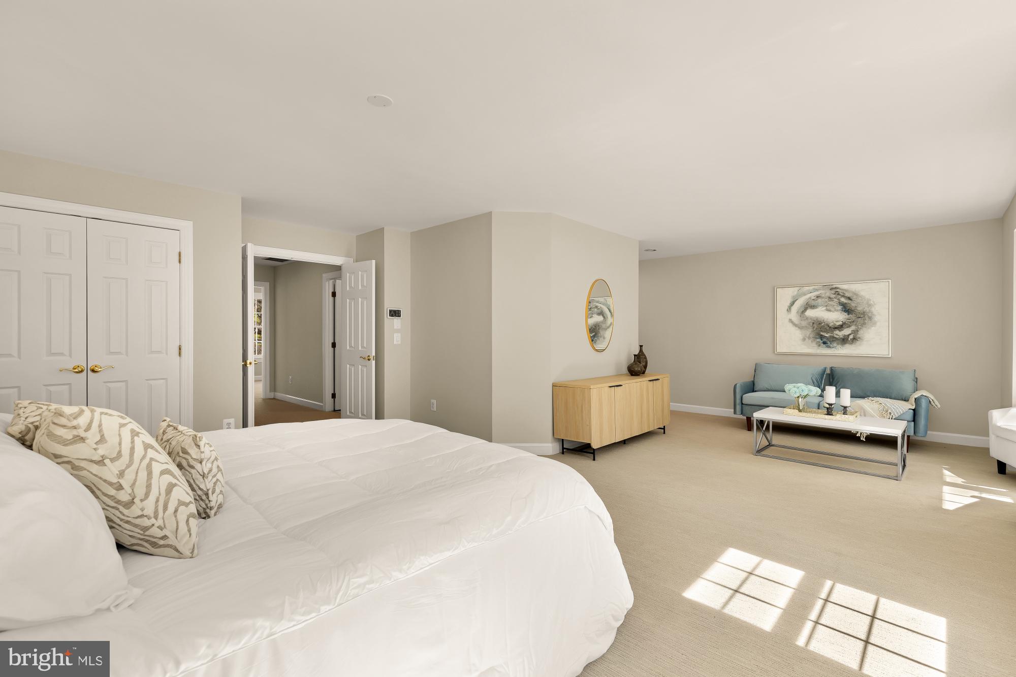 HILLCREST - Residential