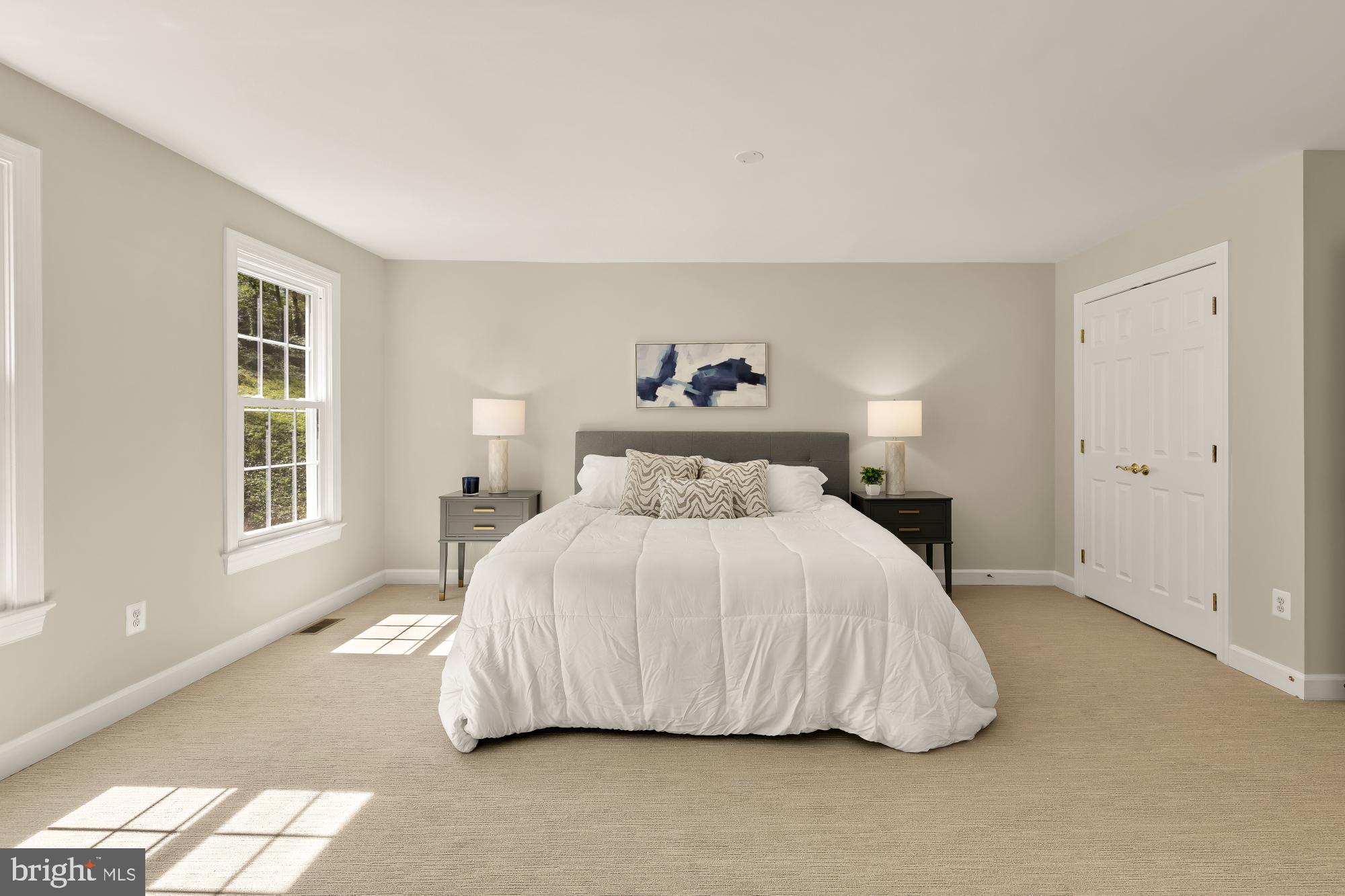 HILLCREST - Residential