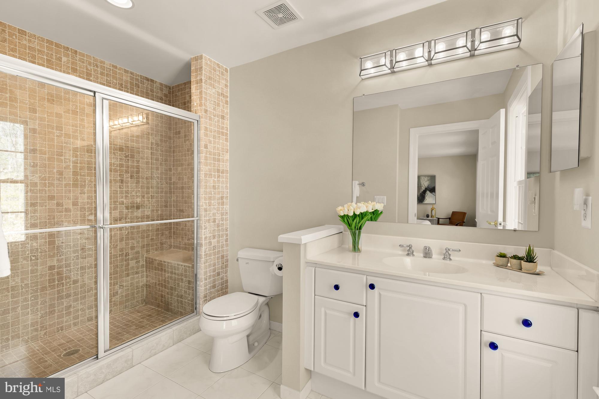 HILLCREST - Residential