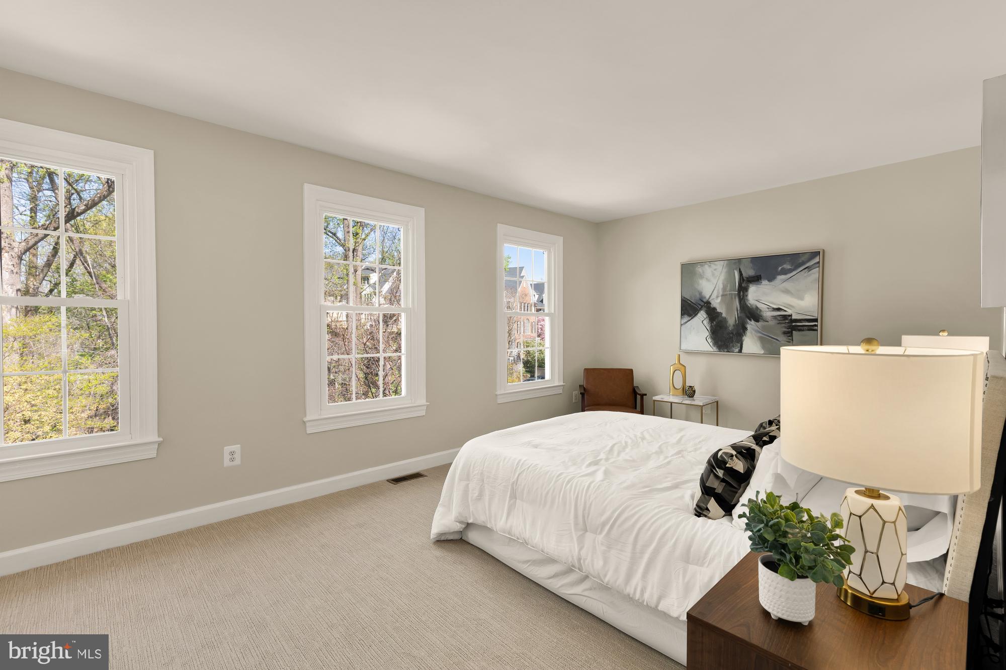 HILLCREST - Residential