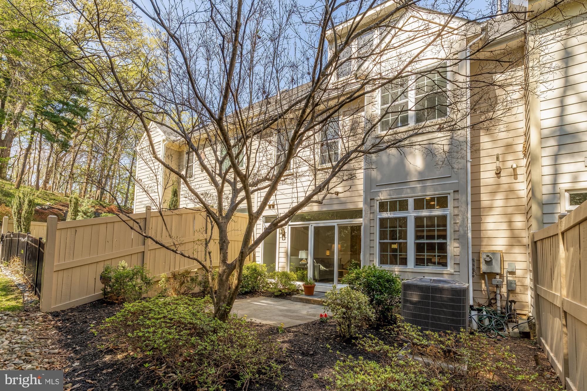 HILLCREST - Residential