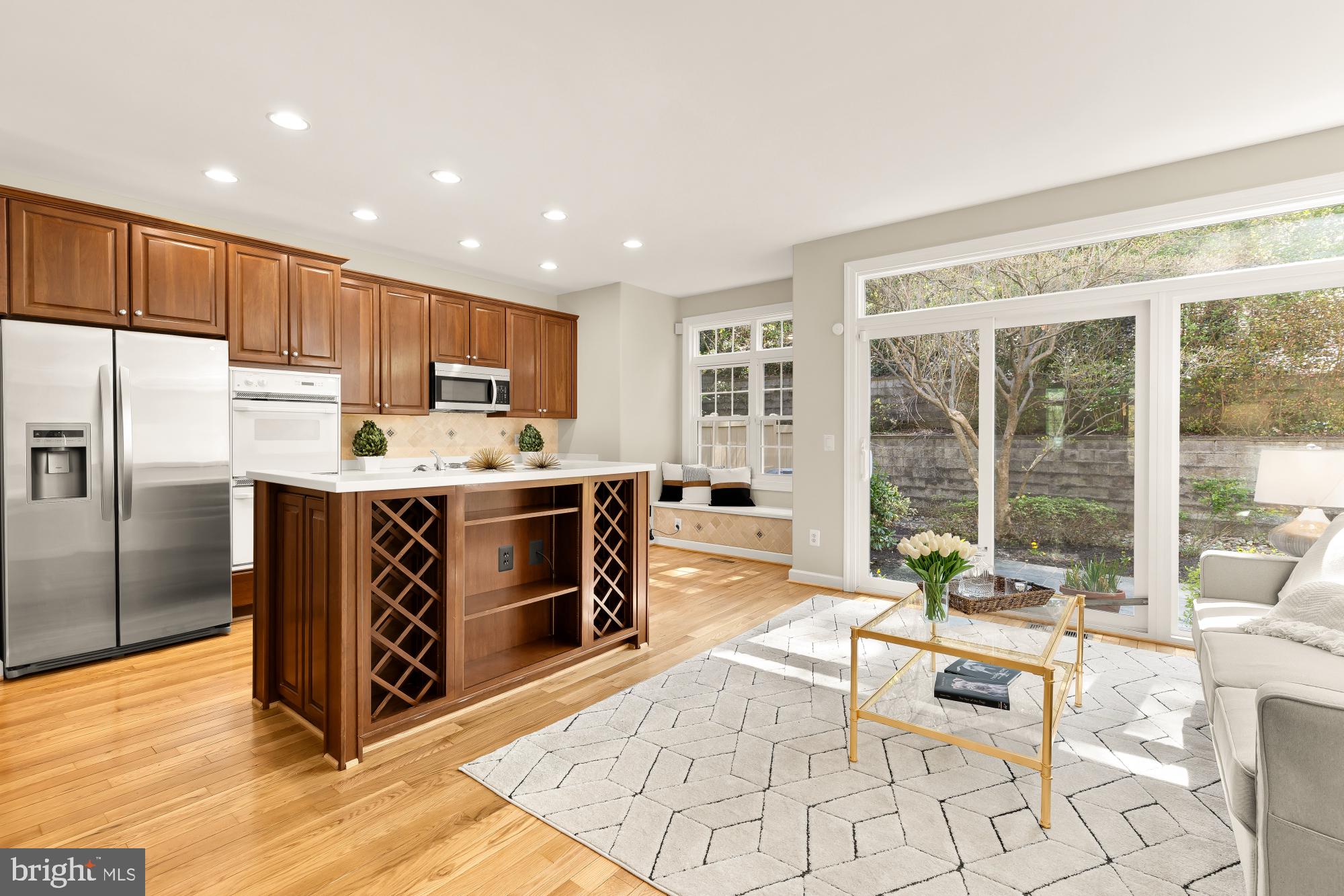 HILLCREST - Residential