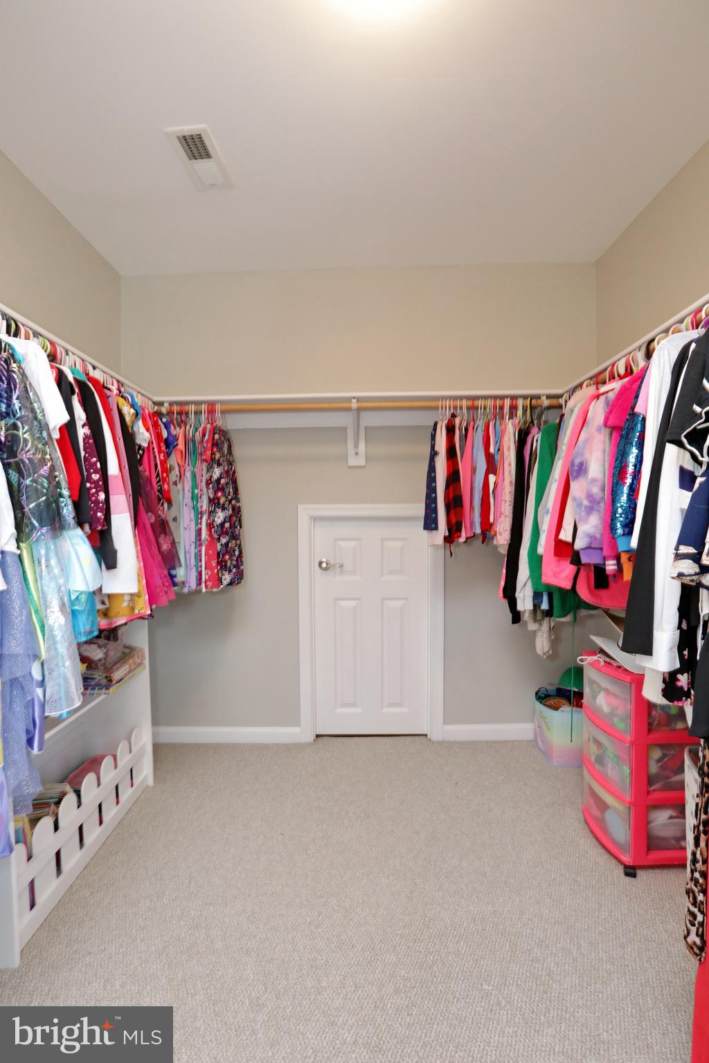 SWAN POINT - Residential