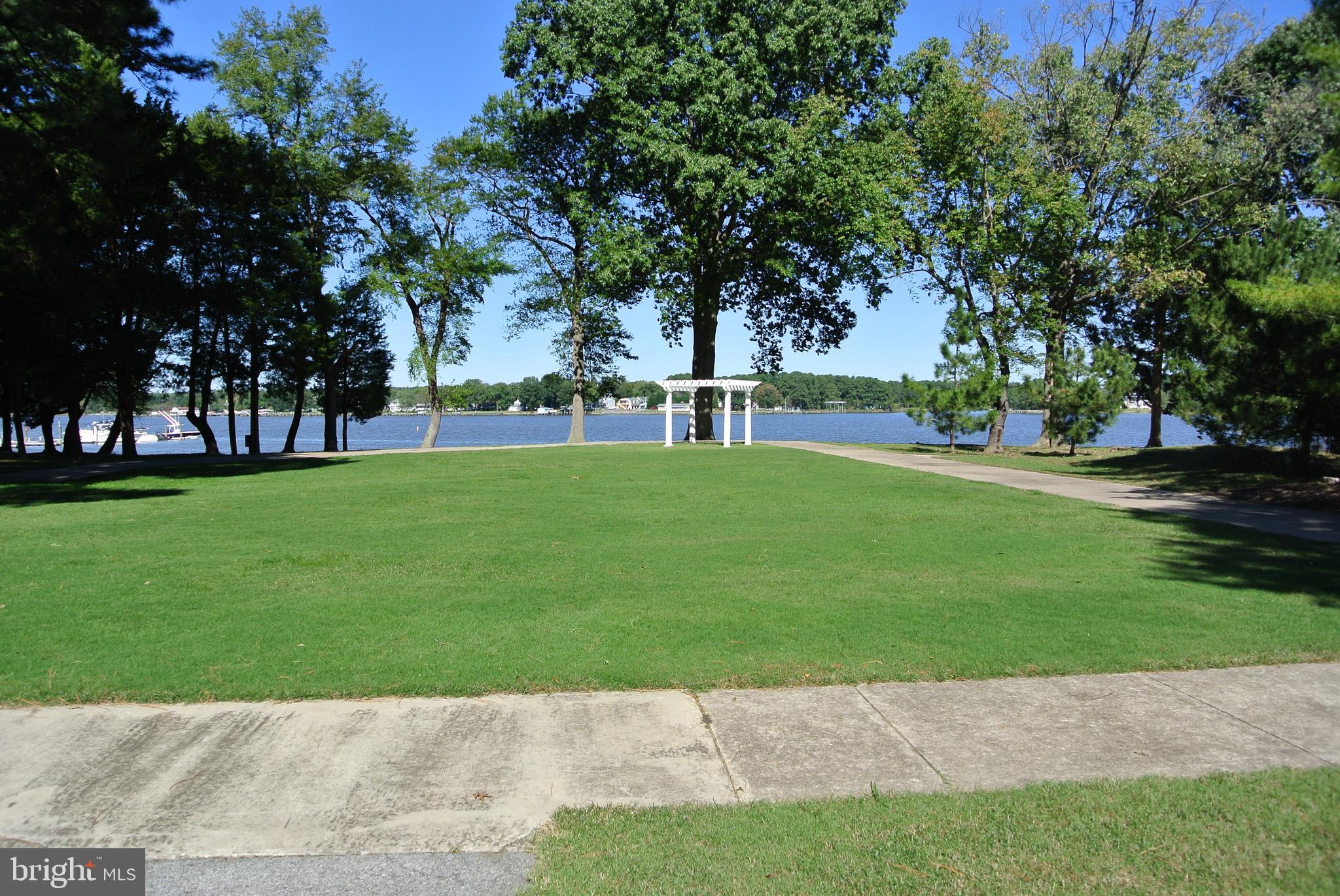 SWAN POINT - Residential