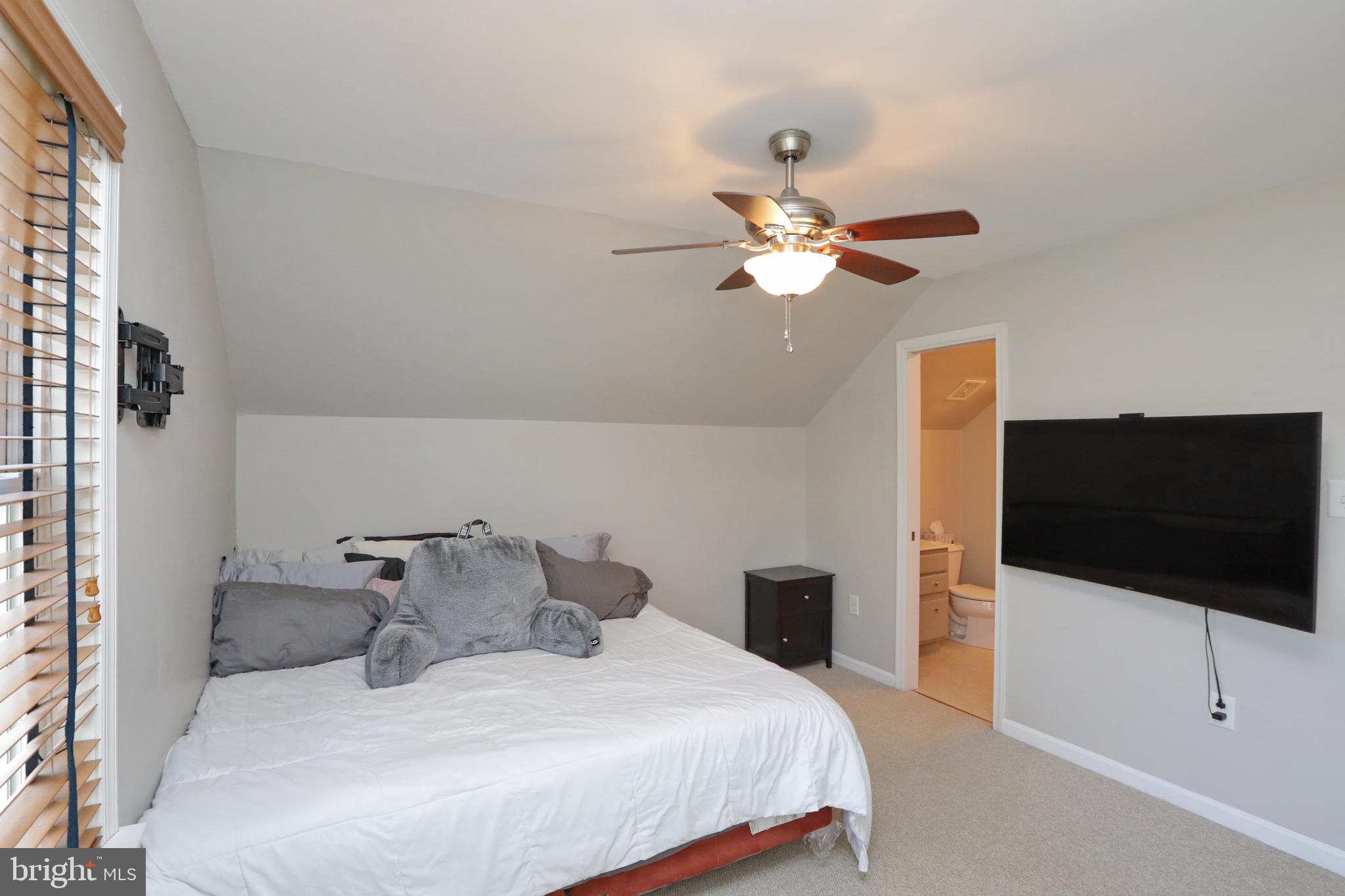 SWAN POINT - Residential