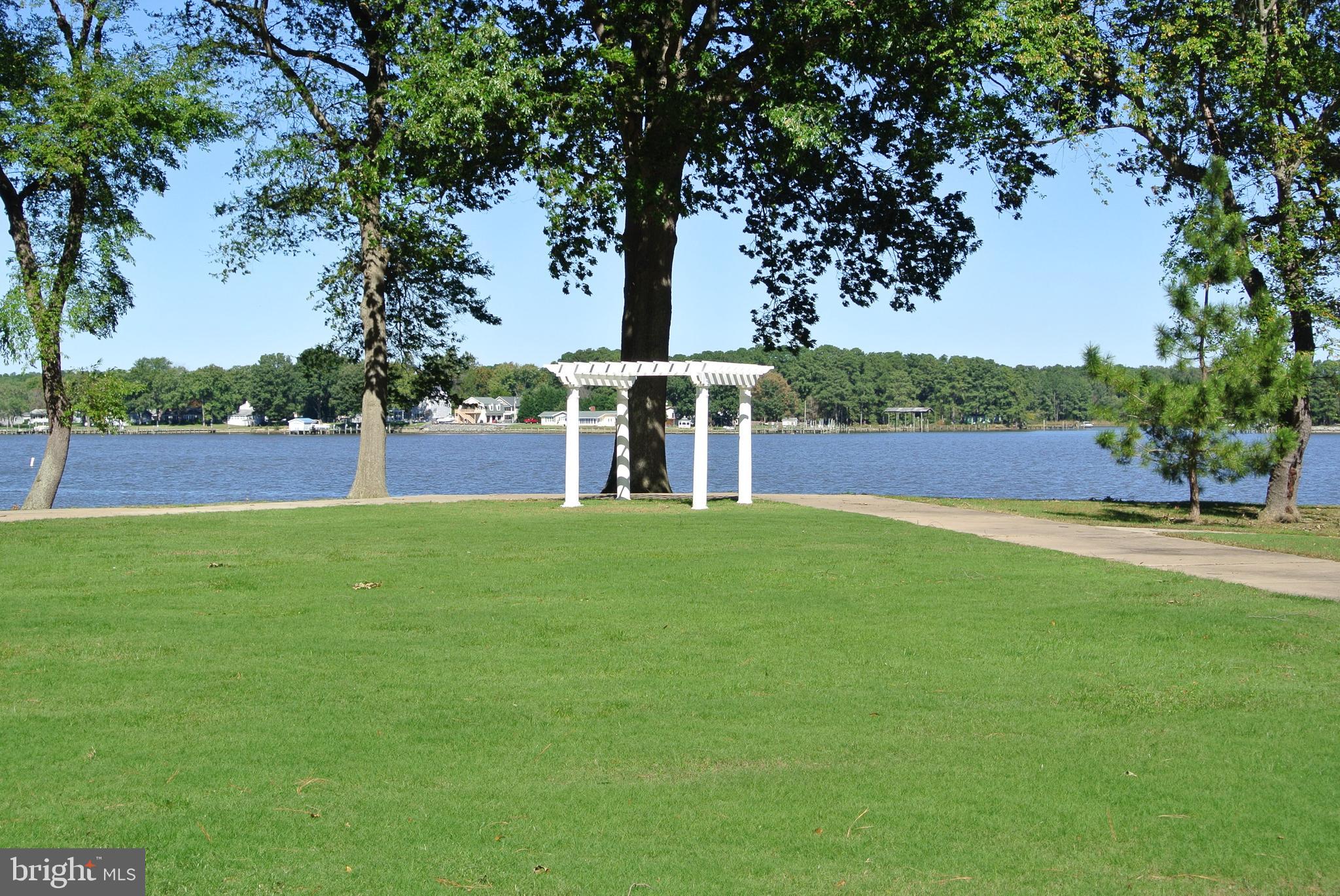 SWAN POINT - Residential