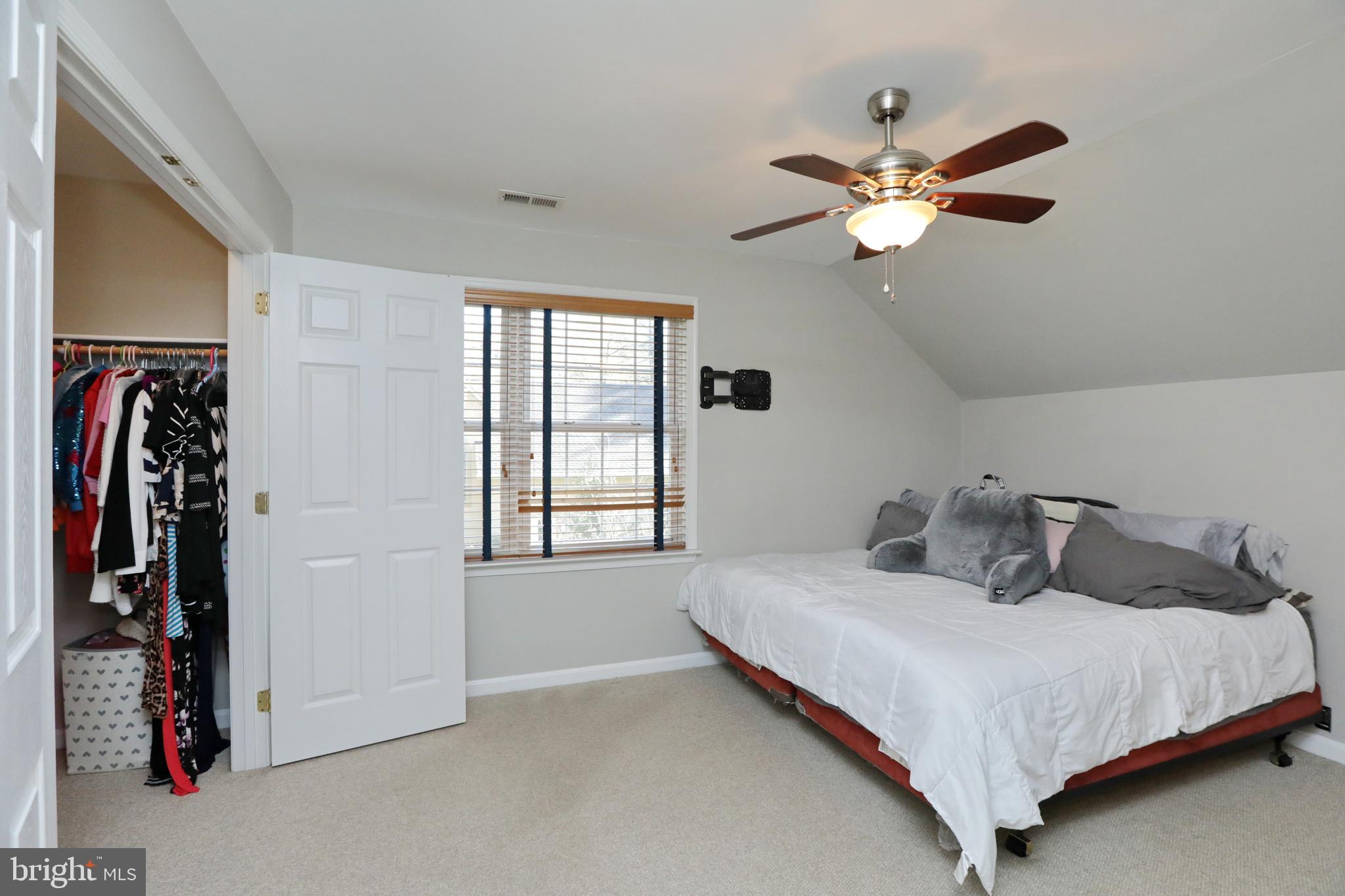 SWAN POINT - Residential