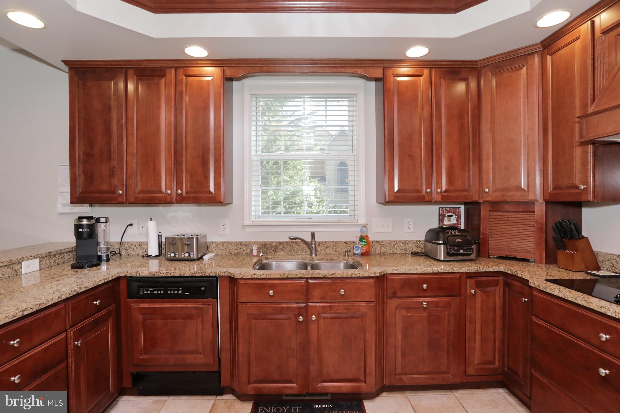 SWAN POINT - Residential