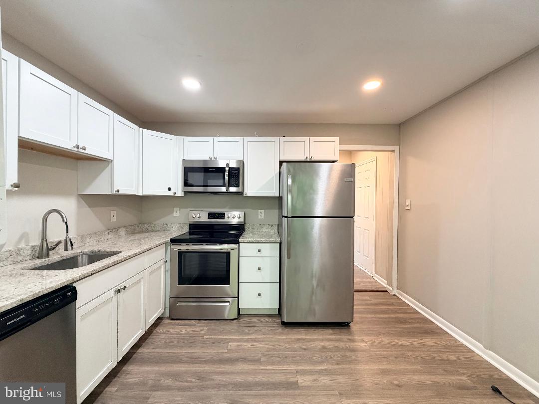 ROCKLEDGE CLUSTERS CONDO - Residential