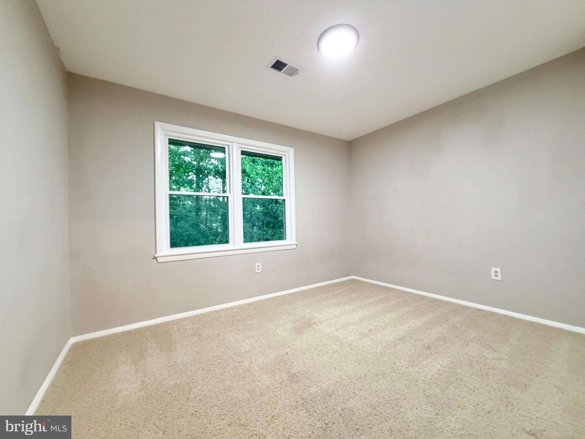 ROCKLEDGE CLUSTERS CONDO - Residential