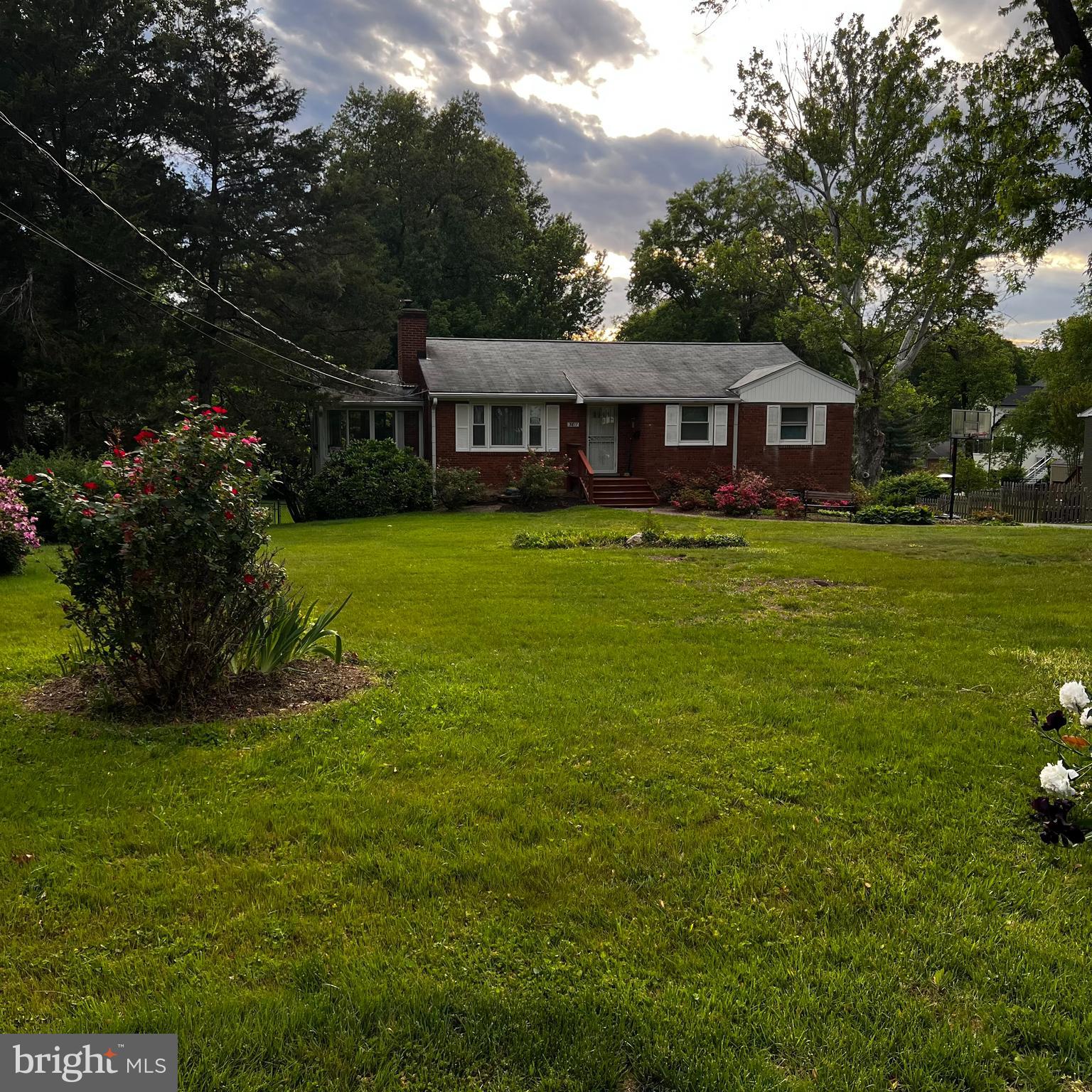 3817 ESTEL ROAD
