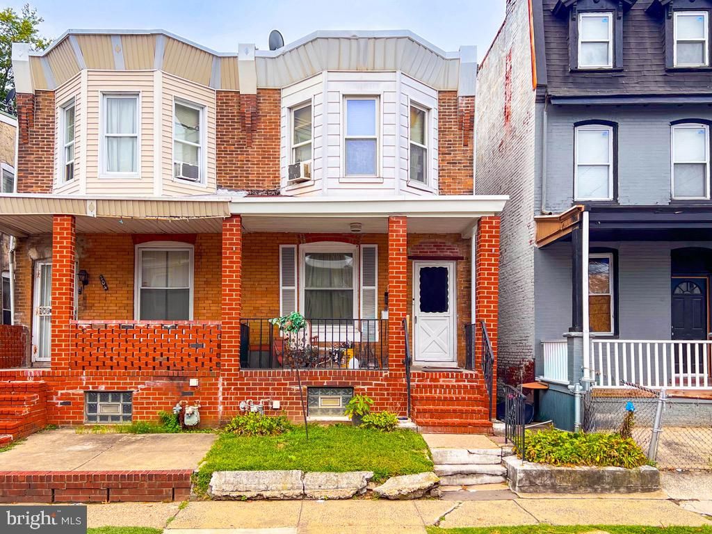 Photo of 202 S 4th Street, DARBY, PA 19023 (MLS # PADE2099544)