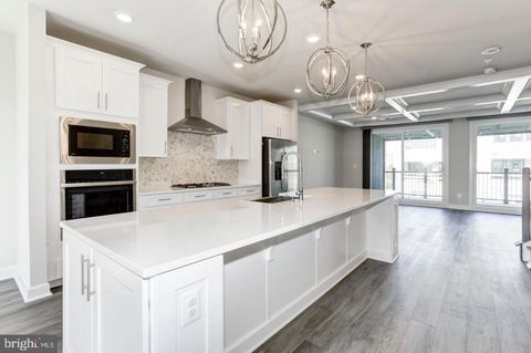 12923 SUNRISE RIDGE ALLEY, HERNDON, VA HERNDON VA 20171