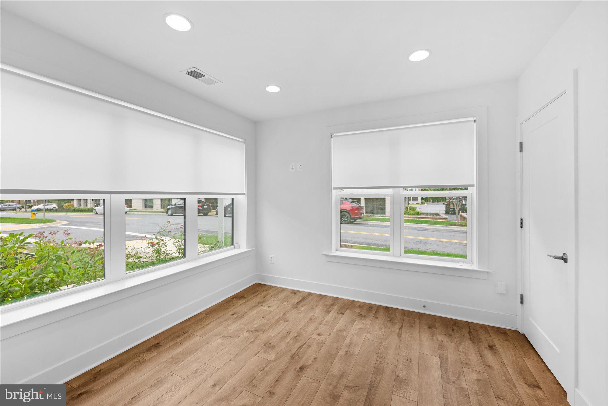 3301 WOODLAND PHLOX STREET