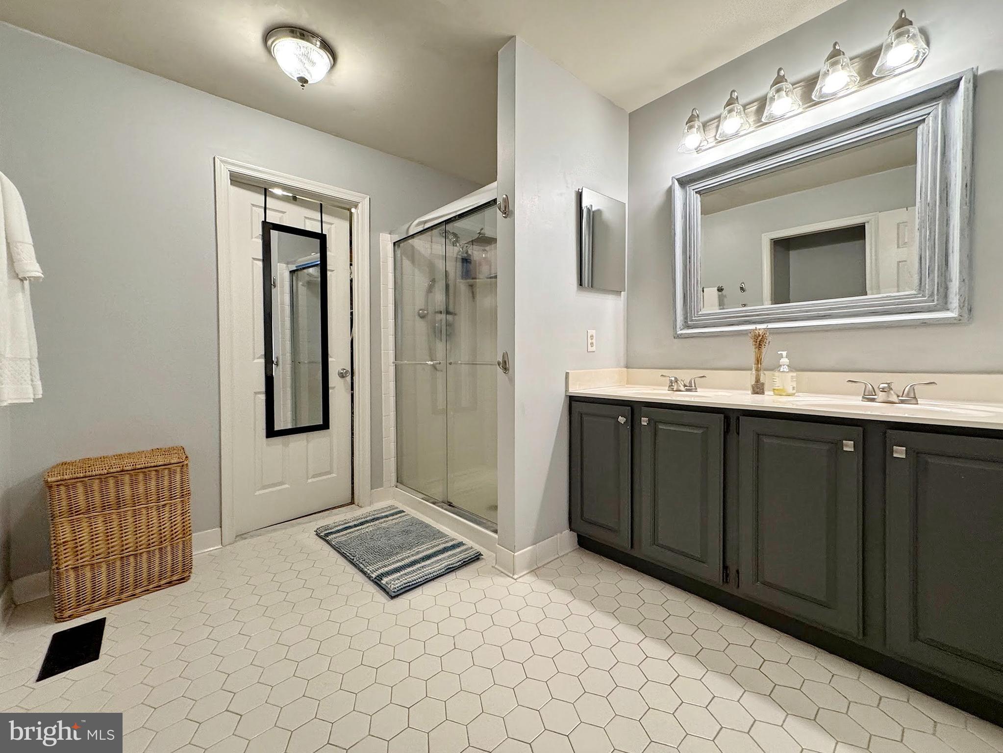 HICKORY RIDGE LA PLATA - Residential