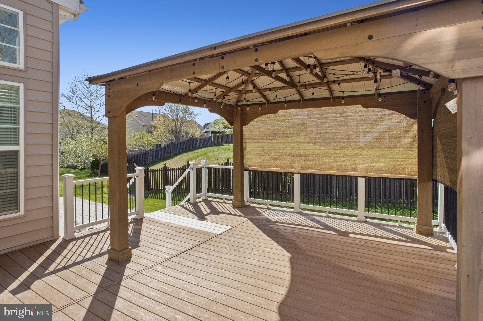 COLES RUN MANOR - Residential