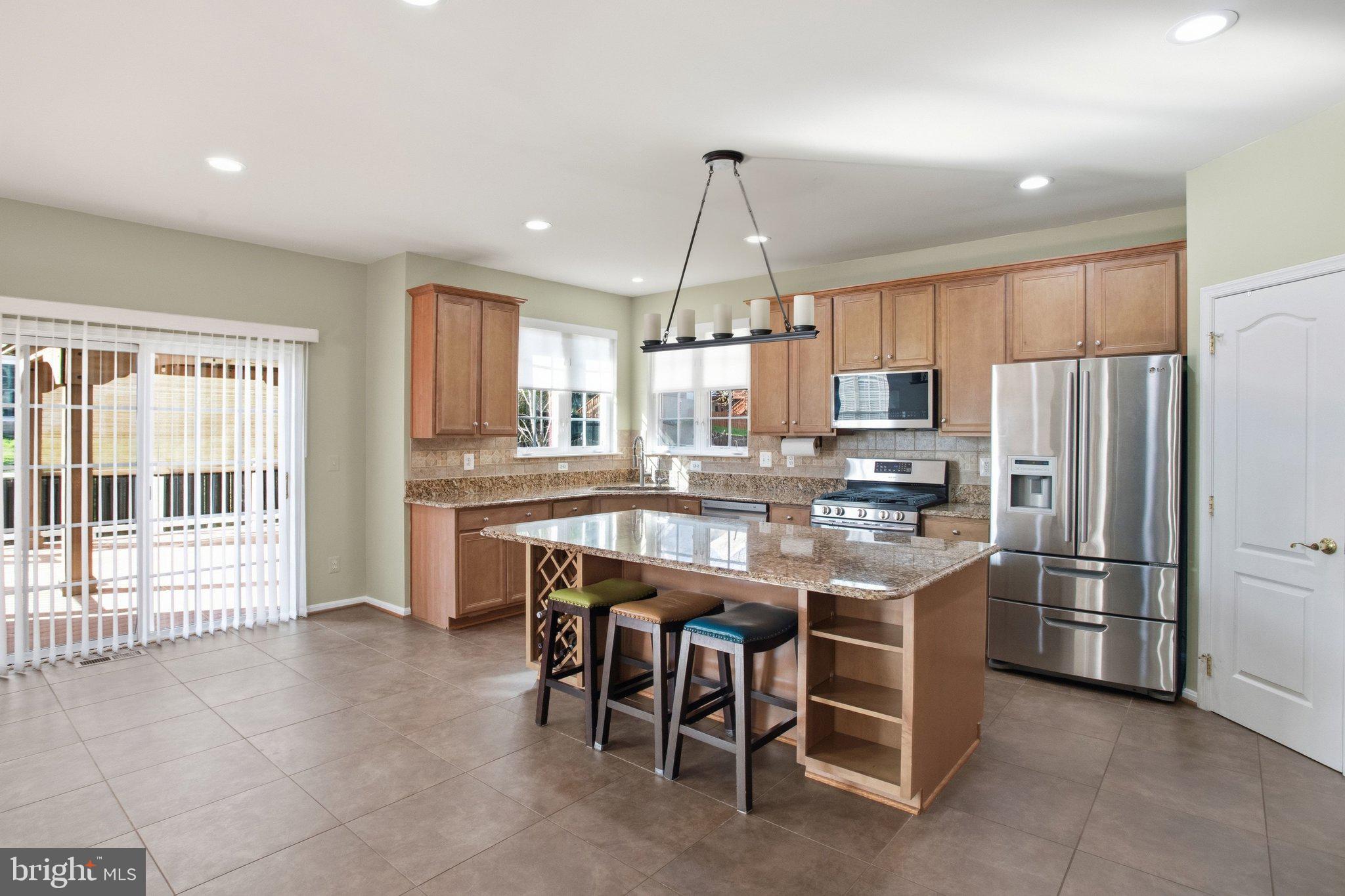 COLES RUN MANOR - Residential