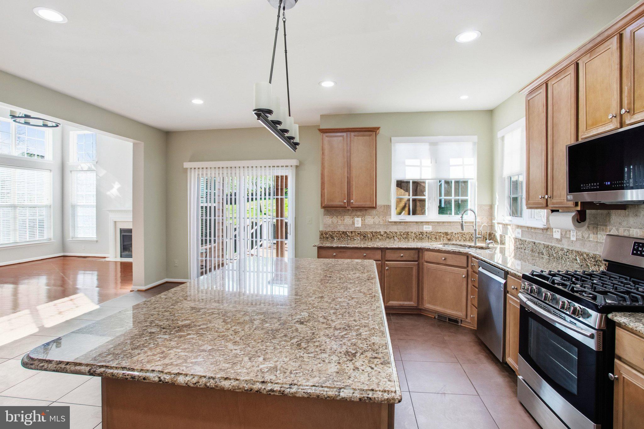 COLES RUN MANOR - Residential