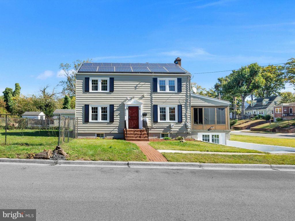 Photo of 6500 Kipling Parkway, DISTRICT HEIGHTS, MD 20747 (MLS # MDPG2180506)