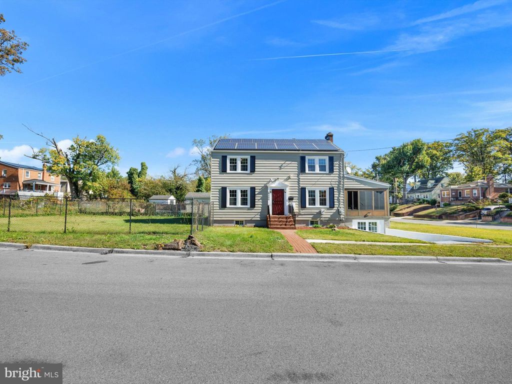 Photo of 6500 Kipling Parkway, DISTRICT HEIGHTS, MD 20747 (MLS # MDPG2180506)