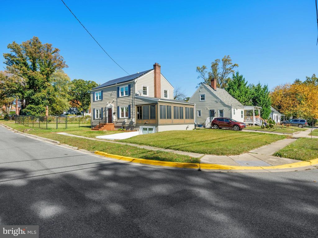 Photo of 6500 Kipling Parkway, DISTRICT HEIGHTS, MD 20747 (MLS # MDPG2180506)