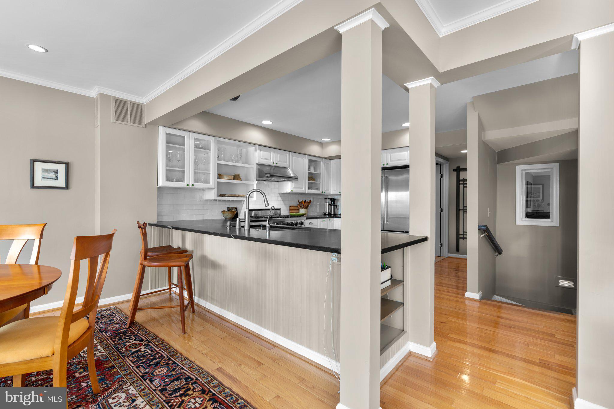 MANHATTAN BEACH - Residential