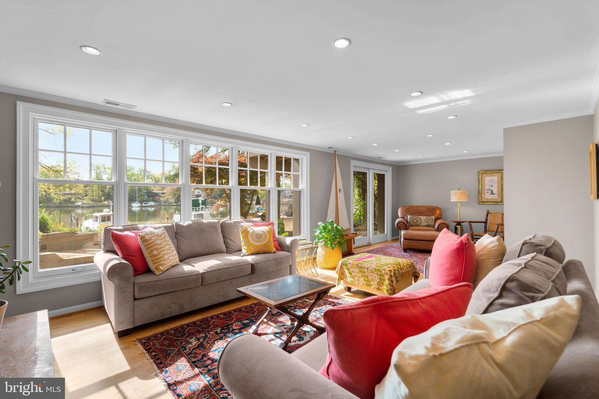 MANHATTAN BEACH - Residential