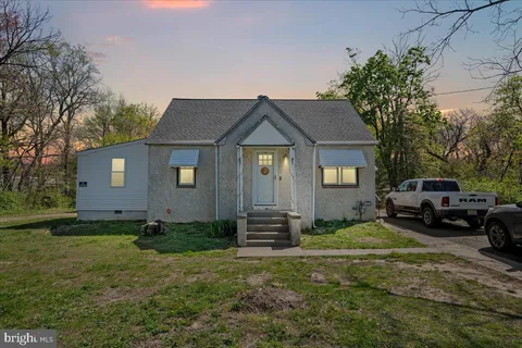 182 S Delsea Drive, Glassboro, NJ MLS: NJGL2049842