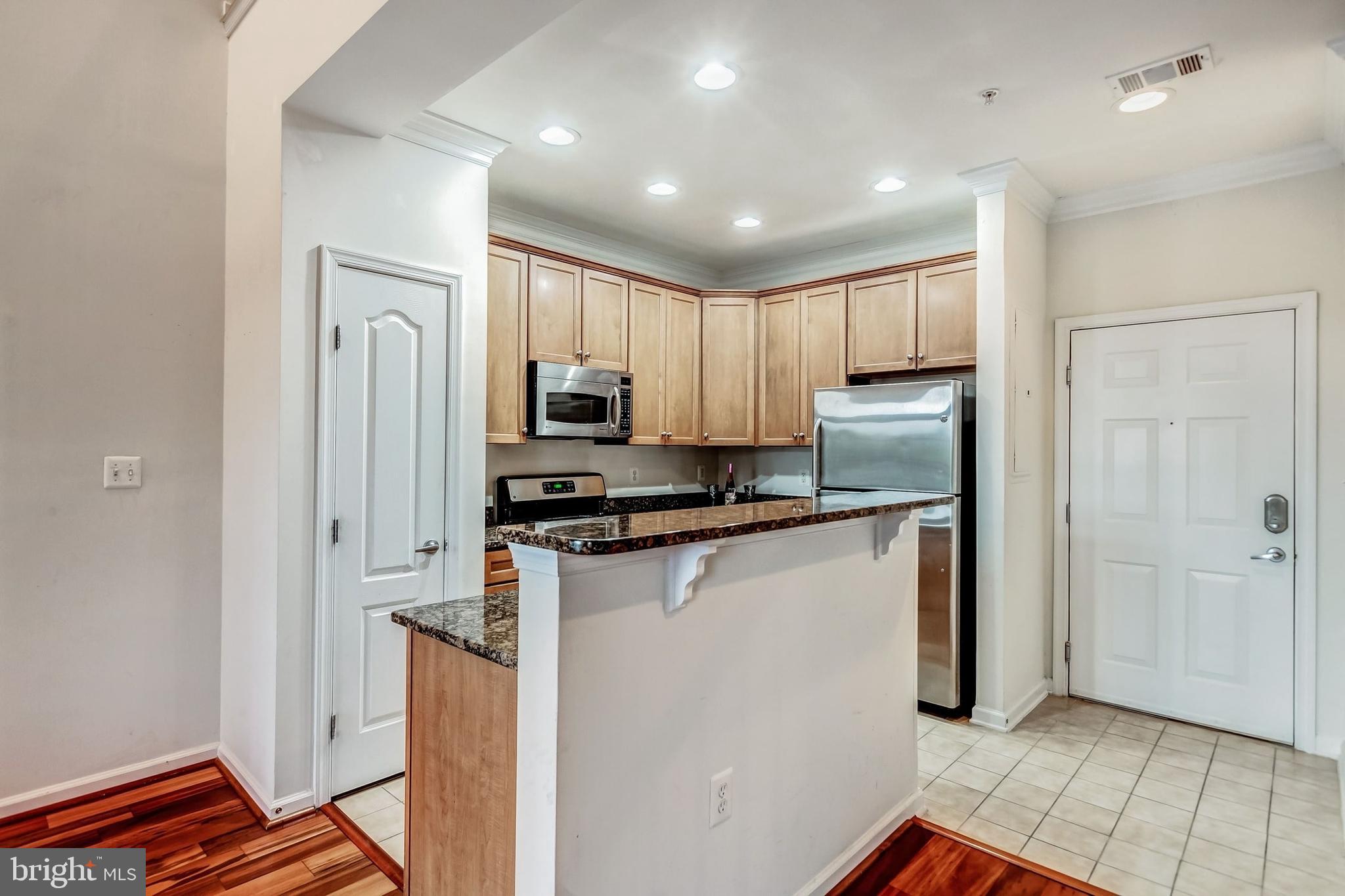 RESIDENCES OF LORTON STATION - Residential