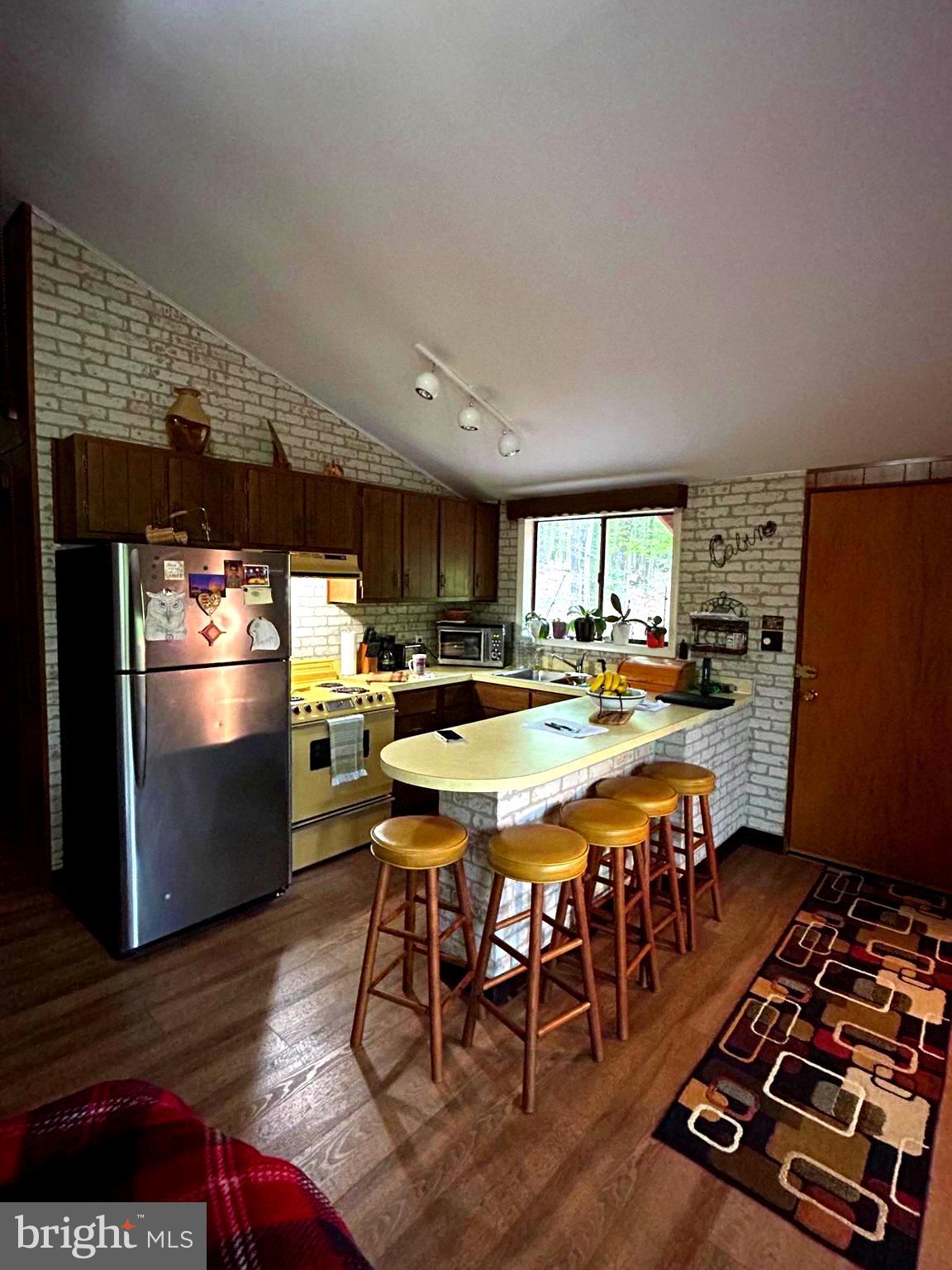 SLEEPY HOLLOW - Residential