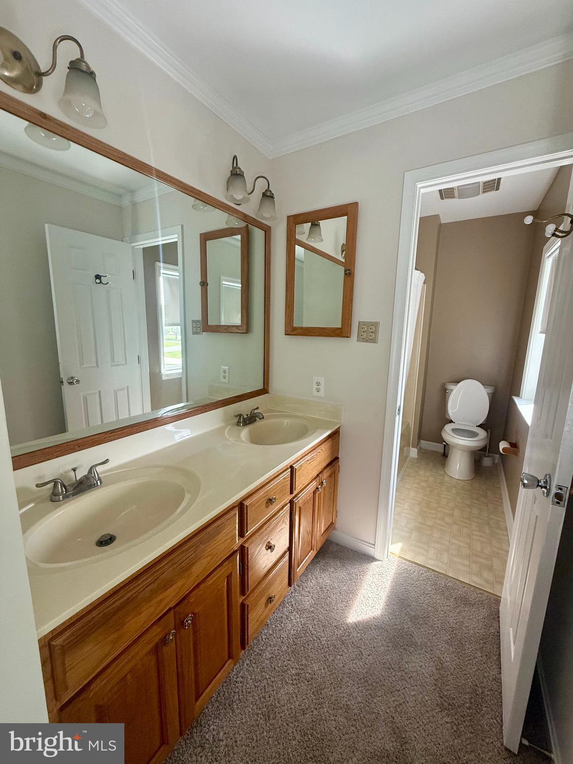 EASTLAND - Residential