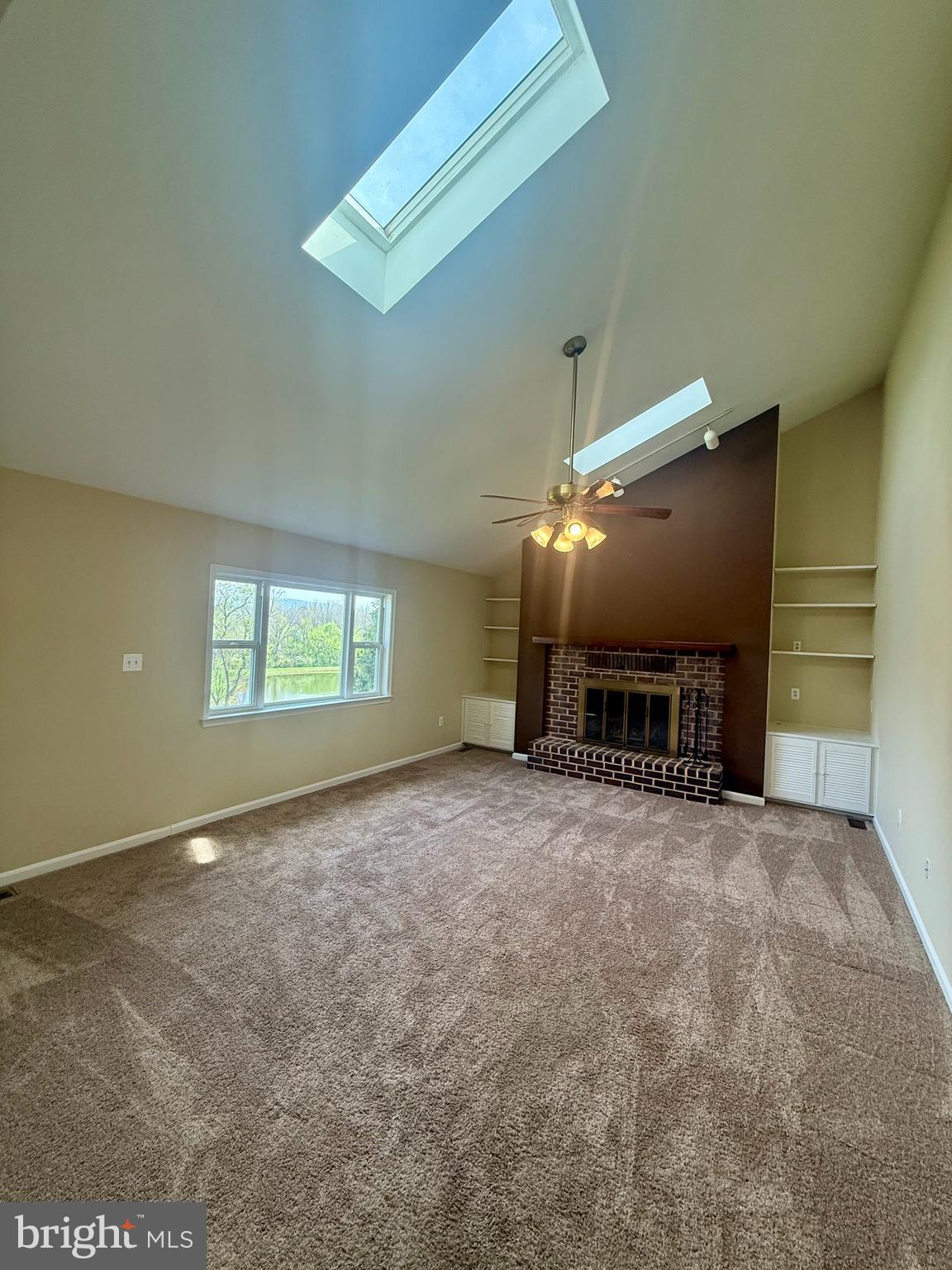 EASTLAND - Residential