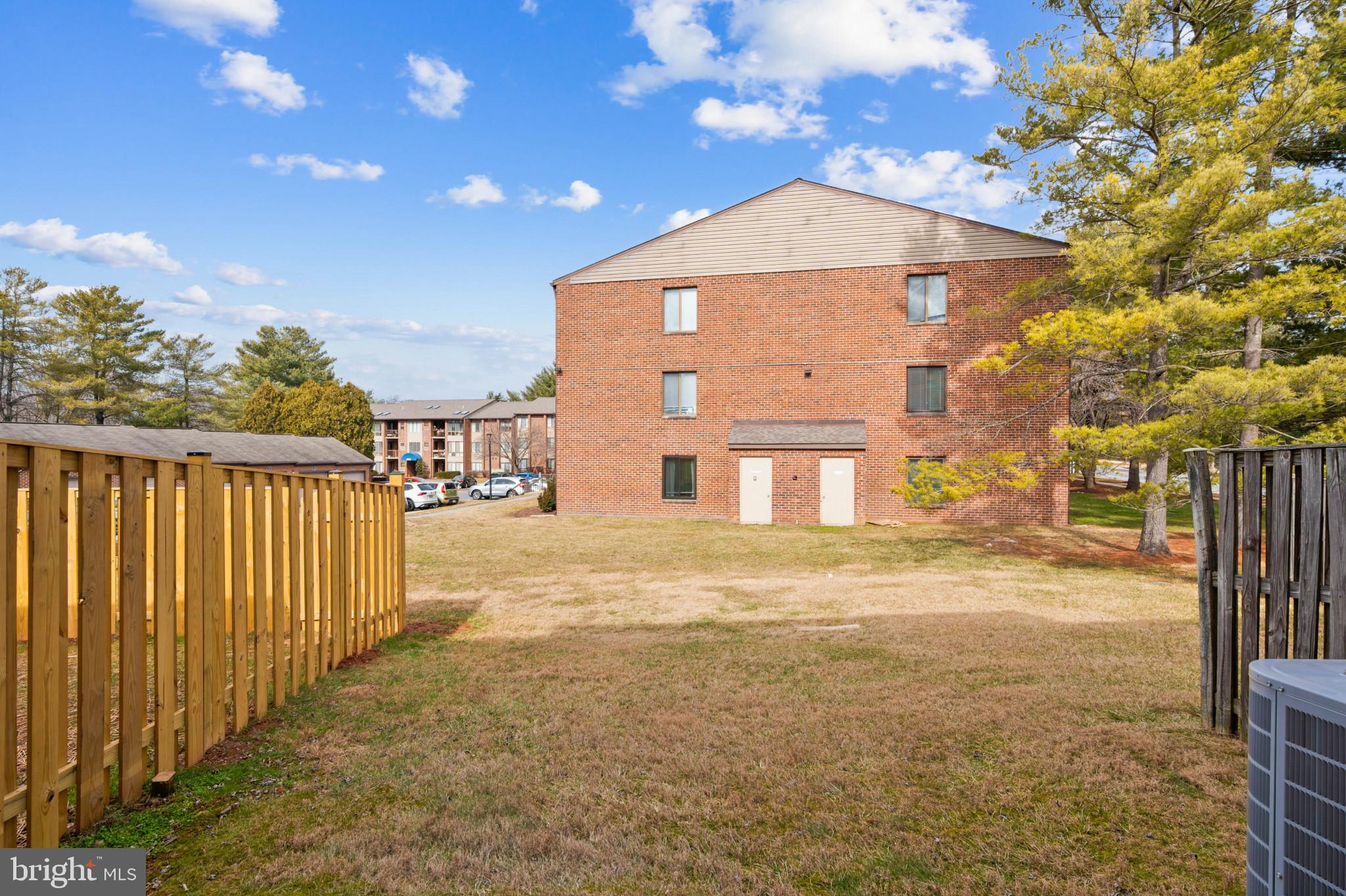 DERWOOD - Residential